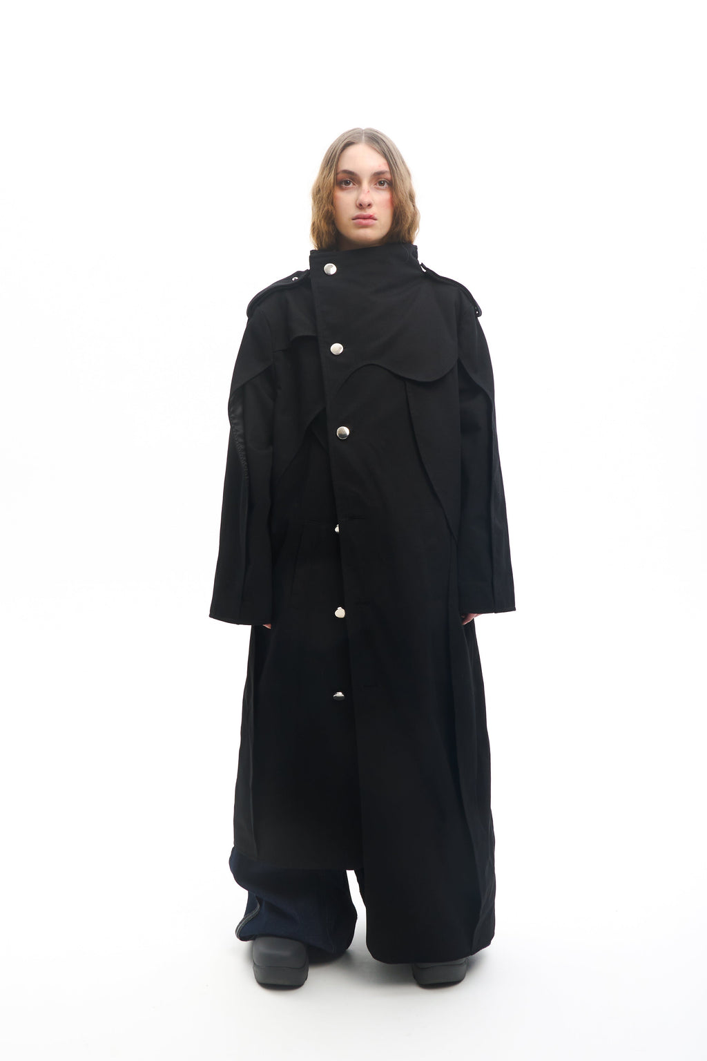 Monarch Light Coat Black